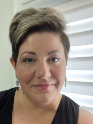 Marijana Saric, Founder & CEO of HelloFinance